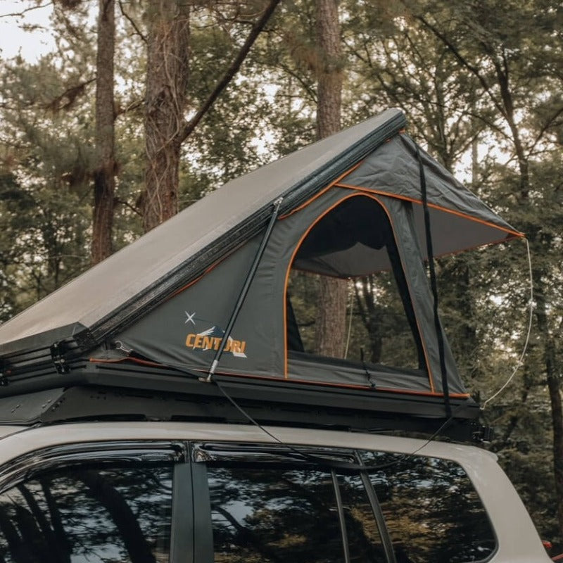 Roof-top-tent-Clam-Shell