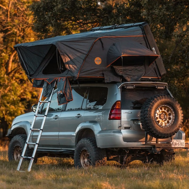 Adventurer XL Roof top tent